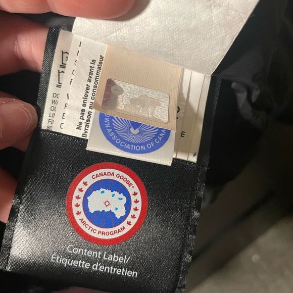 Canada Goose - Youth PBI Chilliwack Bomber Jacket - Blue - Size youth L - Picture 9 of 13